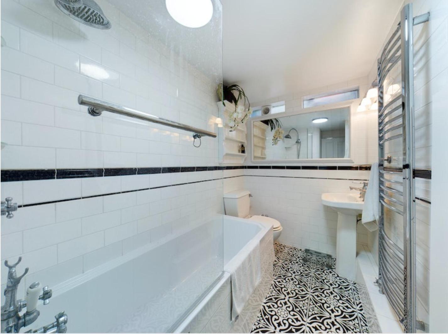 The Clapham Apartment With Private Patio London Ngoại thất bức ảnh