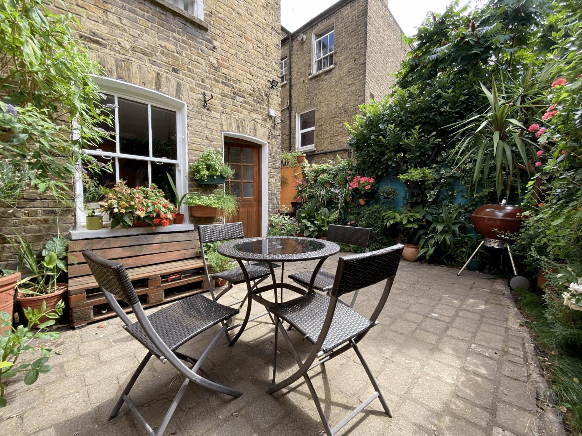 The Clapham Apartment With Private Patio London Ngoại thất bức ảnh